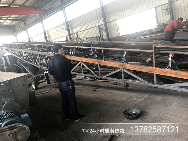 移动皮带机选择什么样的张紧装置好用！